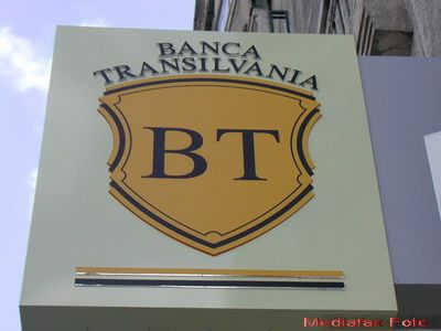 Profitul Bancii Transilvania a crescut anul trecut cu 35%, la 31 de milioane de euro. Cum se vede 2012