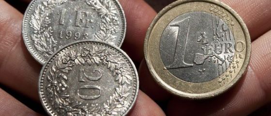 Incep din nou emotiile pentru cei cu credite in franci. Moneda elvetiana se apropie de maximul ultimelor cinci luni fata de euro