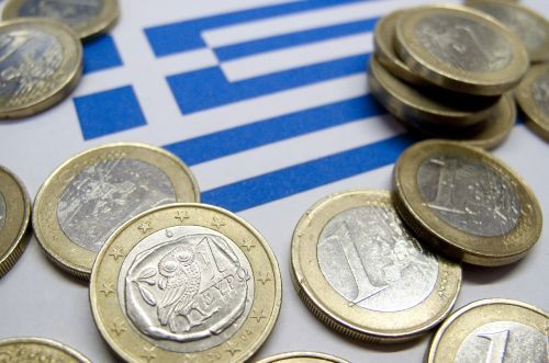 Zona euro ar avea de castigat, daca Grecia renunta la moneda unica. Cine vrea capitularea Atenei