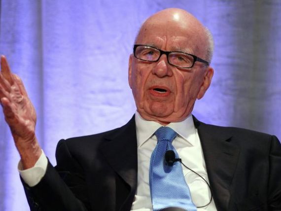 Rupert Murdoch isi apara afacerile. Asigura ca publicatia The Sun va continua sa apara, desi 5 dintre angajatii sai sunt arestati pentru coruptie