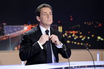 Nicolas Sarkozy candideaza pentru un nou mandat. Este cel mai bun candidat la presedintia Frantei , titreaza The Times