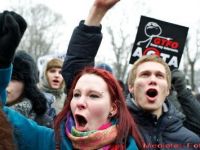 
	Statul care a semnat pentru ACTA, dar acum suspenda ratificarea
