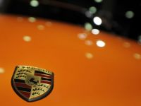 
	Porsche se pregateste sa lanseze un &ldquo;tigru&rdquo;. Compania a dezvaluit numele viitorului model SUV FOTO
