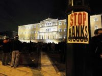 
	Bancile centrale din zona euro ar putea contribui la salvarea Greciei. 130 miliarde de euro nu sunt de ajuns pentru statul elen
