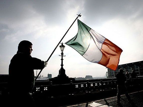 Irlanda este mai constiincioasa ca Grecia. Primeste inca o transa de la FMI, dupa aplicarea programului de austeritate
