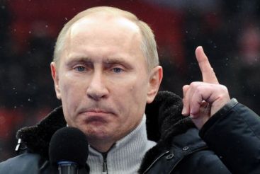 Rusii isi aleg astazi un nou presedinte. Sau unul vechi. Vladimir Putin are cele mai mari sanse sa castige al treilea mandat VIDEO