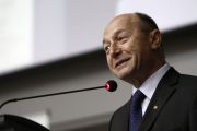 Gazele din Marea Neagra ne aduc independenta fata de rusi. Basescu, impresionat de echipamentele de forare: Se poate compara cu ce ati vazut in Star Trek