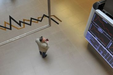 Soarta elenilor a devenit incerta. Fitch a retrogradat ratingul Greciei la default restrictionat VIDEO