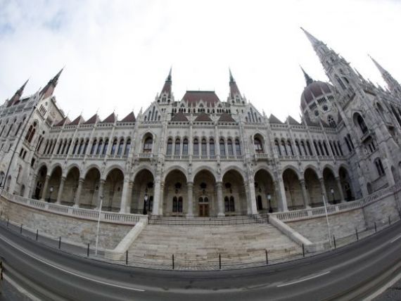 Ungaria ramane fara bani europeni. Ministrii de Finante din UE i-au blocat aproape 500 milioane de euro