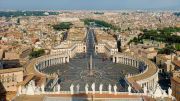 Un cont al Bancii Vaticanului, inchis din cauza lipsei de transparenta a operatiunilor