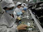 Salarii mai atragatoare pentru muncitorii din China care ansambleaza gadgeturi. Cum vor fi influentate preturile produselor IT