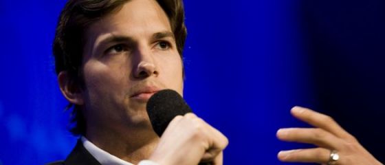 Viata vizionarului de la Apple, subiect de film la Hollywood. Ashton Kutcher va interpreta rolul lui Steve Jobs