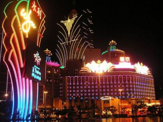 Orasul care lasa in urma simbolul american al jocurilor de noroc. Unde se invart de cinci ori mai multi bani ca in Las Vegas