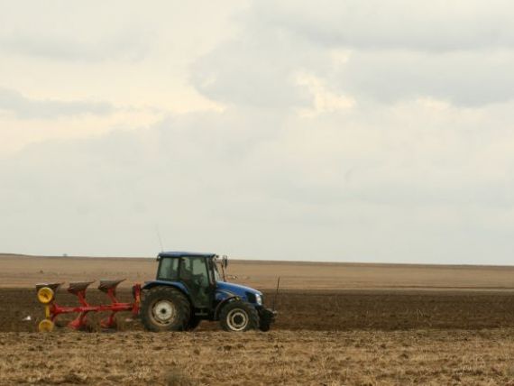 Fuia: Taxa pentru utilajele agricole va fi eliminata