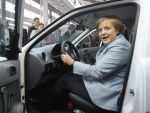 Masina Angelei Merkel, de vanzare pe Internet. Cu cat s-a dat Volkswagenul din 1990, cu 190.000 de km la bord