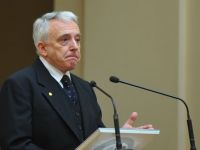 
	Mugur Isarescu comenteaza esecul privatizarii Oltchim
