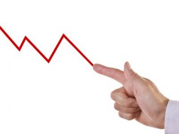 Romania a reintrat in recesiune dupa ce a inregistrat doua trimestre consecutive de scadere economica VIDEO