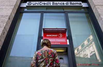 26 de banci italiene au fost retrogradate de Moody s. Reactia nu a intarziat sa apara: Este un atac la adresa Italiei