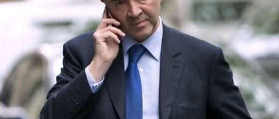 Franta are un nou guvern. Un socialist cu origini romanesti e ministrul finantelor in cabinetul lui Jean-Marc Ayrault