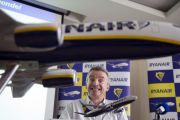 Ryanair, compania aeriana care vrea sa taxeze mersul la toaleta si sa elimine copilotii, raporteaza profit record