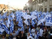 
	Salvarea Greciei ar putea fi pusa in aplicare dupa alegerile din iunie. Solutia mentinerii in zona euro
