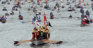 Parada de pe Tamisa a transformat Londra in capitala spectacolului. Povestea vasului de un milion de lire sterline, creat special pentru Jubileul de Diamant GALERIE FOTO