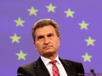 
	Comisar european: NU exista un plan B pentru zona euro. UE trebuie sa devina Statele Unite ale Europei
