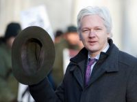 
	Assange: Filmul despre WikiLeaks, &quot;o mare siesta geriatrica&quot;&nbsp;
