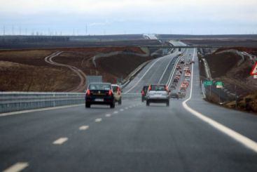 Autostrada Bucuresti-Ploiesti, demna de Cartea Recordurilor. Autoritatile nu stiu nici astazi daca de sambata se va circula pe cei 60 de km VIDEO