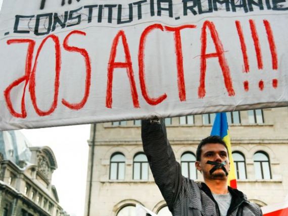 Internetul ramane liber. Parlamentul European a respins definitiv tratatul ACTA