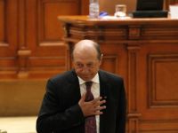 
	Traian Basescu a semnalat Curtii Constitutionale &quot;un conflict juridic&quot; legat de suspendare. Antonescu nu poate prelua inca mandatul de presedinte interimar
