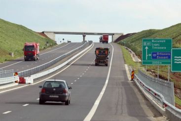 Drumul fara sfarsit. Autostrada pe care nici constructorii nu stiu cand o vor termina, desi are doar 32 de km si e inceputa de 3 ani