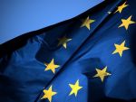 Situatia politica din Romania continua sa tulbure apele la Bruxelles. CE va continua monitorizarea si nu exclude sanctiuni