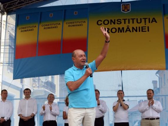 Basescu: Abandonez mandatul daca la referendum vin sub 50%, iar votul majoritar va fi impotriva mea