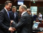 Bloomberg: Noptile albe ale liderilor europeni afecteaza lupta cu criza