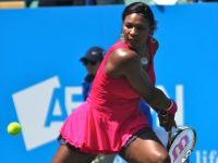 Serena Williams a invins-o pe Maria Sarapova si a castigat Australian Open pentru a sasea oara