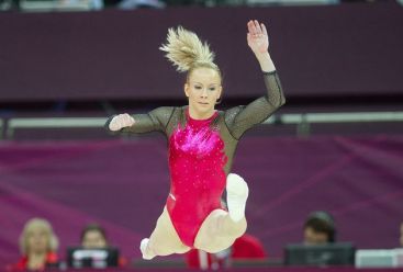 A 8-a medalie olimpica pentru Romania. Gimnasta Sandra Izbasa, medaliata cu aur la JO