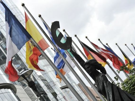 Presedintele Eurogrup: Zona euro ar rezista iesirii Greciei din uniunea monetara . Consecintele excluderii Atenei din clubul select al UE