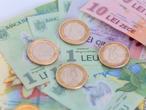 Veniturile la buget scad cu 2,1 mld. lei. Guvernul se asteapta sa incaseze mai mult din impozite si TVA si mai putin din accize si rambursari din fonduri UE