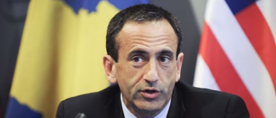 SUA, ingrijorate de starea democratiei din Romania. Hillary Clinton isi trimite, astazi, adjunctul la Bucuresti