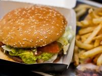 
	Burger King vrea sa-si spulbere adversarii cu o strategie de 750 milioane de dolari
