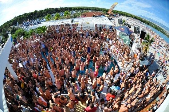 Top 10 plaje unde se tin cele mai tari petreceri la nivel mondial. GALERIE FOTO
