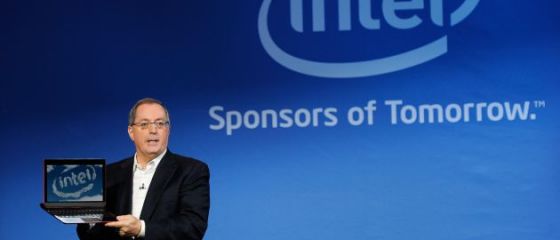 Intel si-a redus semnificativ prognoza de vanzari pentru trimestrul III. De vina sunt clientii corporate