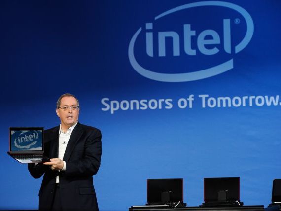 Intel si-a redus semnificativ prognoza de vanzari pentru trimestrul III. De vina sunt clientii corporate