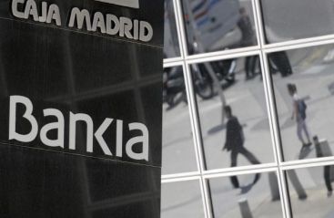 Recapitalizarea bancilor spaniole este iminenta. Institutiile financiare au nevoie de 60 mld. euro