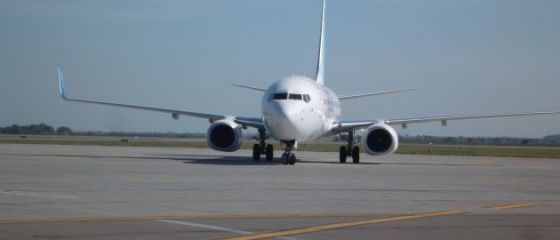 Focuri de arma impotriva unui avion FlyDubai cu 154 pasageri la bord