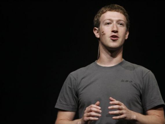 Secrete din viata lui Mark Zuckerberg: poarta acelasi tricou in fiecare zi si a primit un iPhone 5 direct de la seful Apple