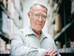 Unul dintre cei mai bogati oameni din lume se imbraca de la second-hand. Cum a facut proprietarul IKEA o avere de peste 65 mld. euro
