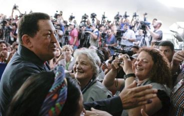 Hugo Chavez a fost reales pentru a treia oara presedinte al Venezuelei