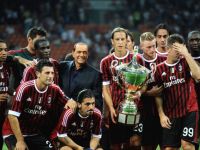 
	Berlusconi vinde clubul AC Milan investitorilor din Qatar care detin si PSG
